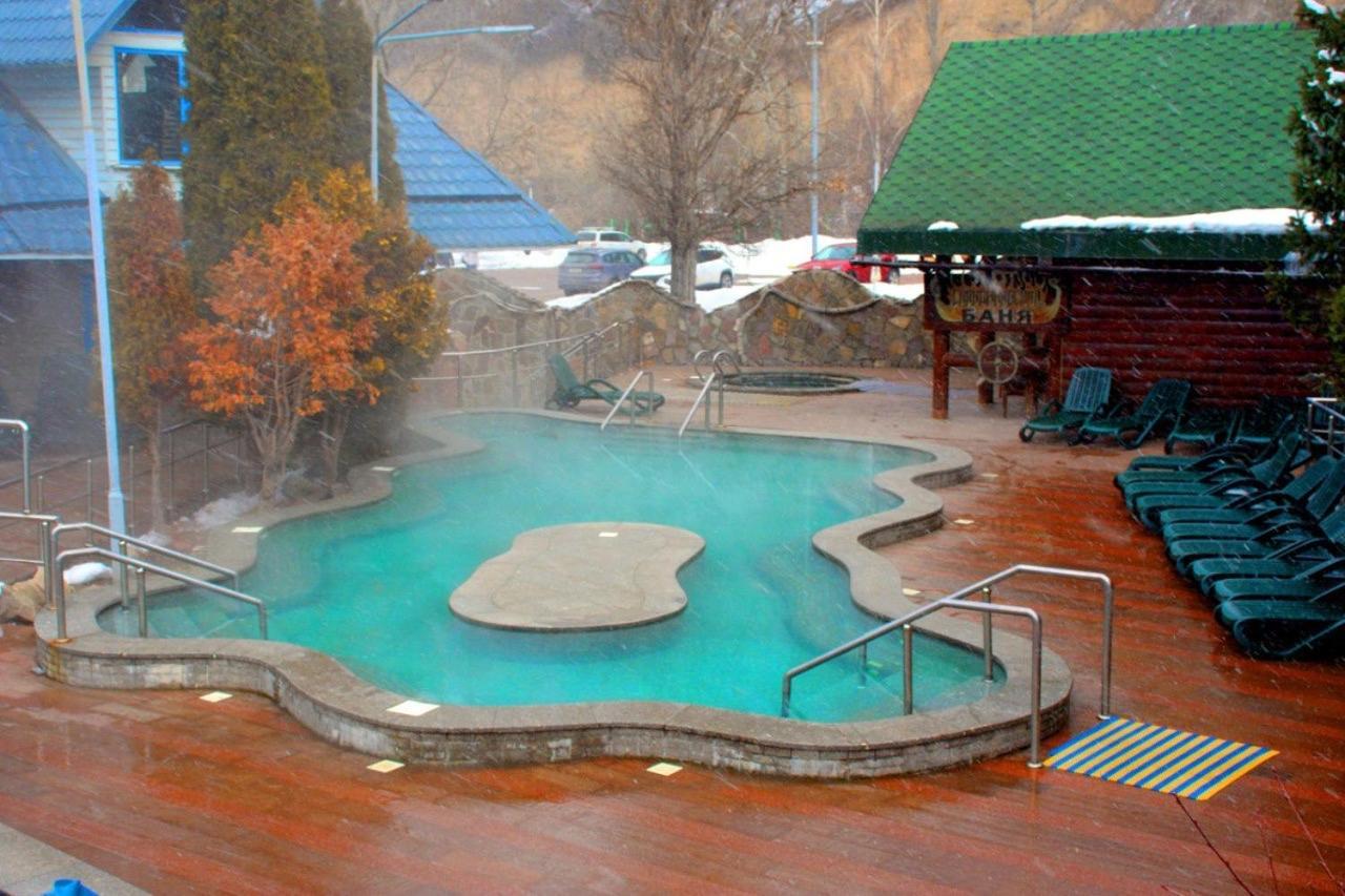 Тау-House Otel Kok-Shoky Dış mekan fotoğraf