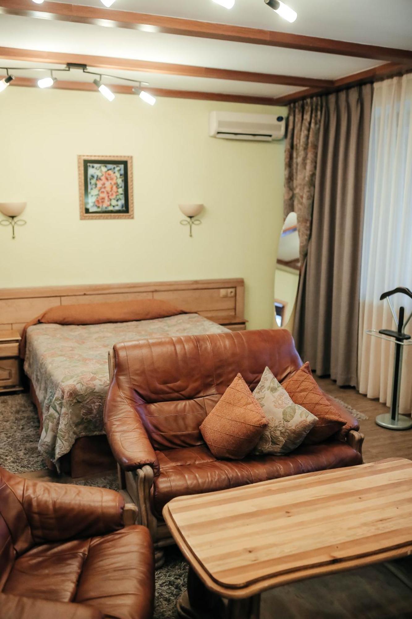 Тау-House Otel Kok-Shoky Dış mekan fotoğraf